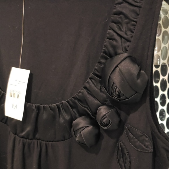 ANN TAYLOR LOFT Sleeveles SatinEmbellished Blouse - Picture 3 of 5